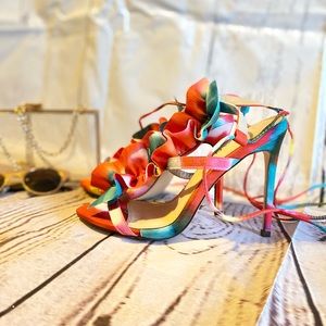 ✨Brand New✨ Ankle tying heels.